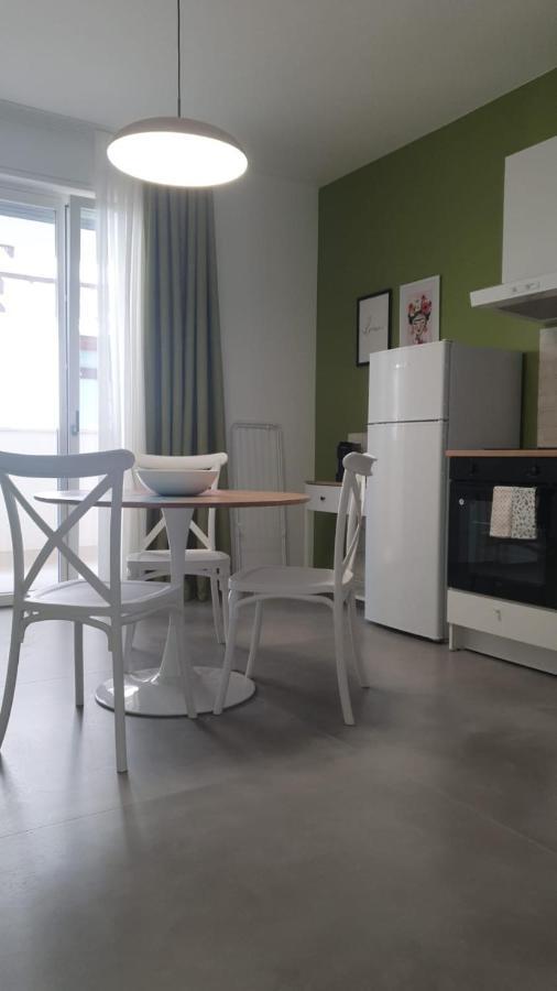 Appartamento Casa Di Monique 1 Bari Esterno foto